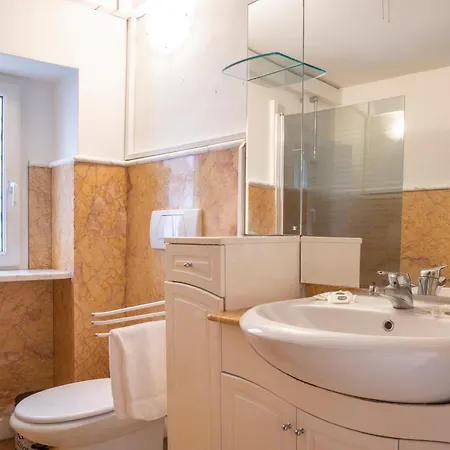 Apartment San Lorenzo 2 - Affitti Brevi Italia Genoa